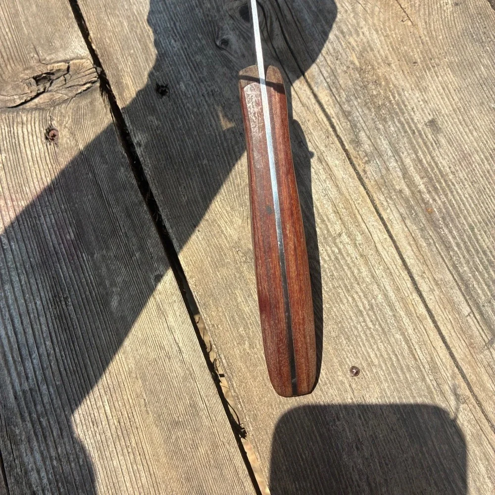 Vintage Scimitar 8.5